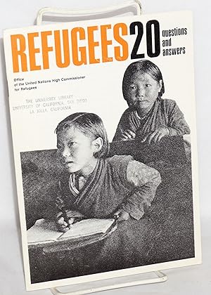 Immagine del venditore per Refugees; 20 Questions and Answers venduto da Bolerium Books Inc.