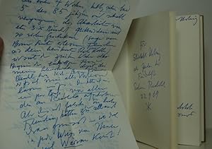 Image du vendeur pour Konvolut Autographen: 1. Eigenhndiger Brief, vier Seiten, Din A4. Datiert 19. Okt. 1969. - 2. Ganzseitige Widmung mit Signatur auf dem Vorsatzblatt seines Buches "Spiegel des Lebens, datiert 22.9.1969. - 3. Gedichtdruck "Dank des Alters" (22. Sept. 1969). Mit handschriftlicher Zueignung und Signatur. mis en vente par Antiquariat  Braun