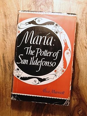 Seller image for MARA : The Potter of San Ildefonso for sale by 100POCKETS
