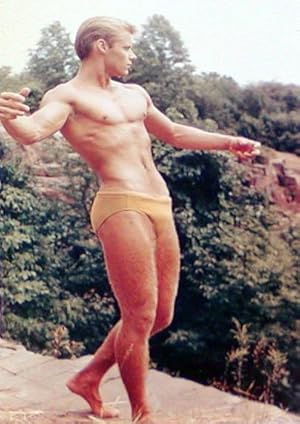 Seller image for MALE NUDE: JIM STRYKER: "ON THE BEACH" COLOR PHOTOGRAPH BY WALTER KUNDZICZ - Rare Fine Original Vintage Color Photographic Print - ONLY COPY ONLINE for sale by ModernRare