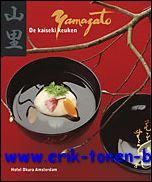 Image du vendeur pour Yamazato, De Kaiseki keuken mis en vente par BOOKSELLER  -  ERIK TONEN  BOOKS