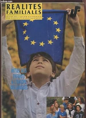 Image du vendeur pour REALITES FAMILIALES - REVUE DE L'UNION NATIONALE DES ASSOCIATIONS FAMILIALES - N 13 / DECEMBRE89-JANVIER 90 : INITIER NOS ENFANTS A L'EUROPE DES LANGUES. mis en vente par Le-Livre