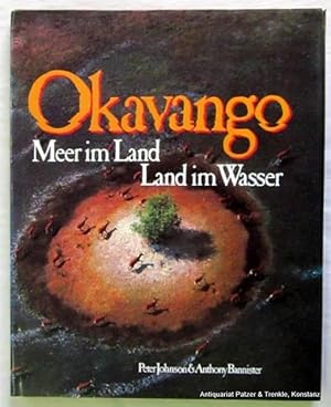 Bild des Verkufers fr Okavango. Meer im Land - Land im Wasser. Text von Creina Bond. 4. Aufagel. Cape Town, Struik, 1981. 4to. 47 S. u. Bildteil mit 208 oft ganz- oder doppelseitigen farbigen fotografischen Abbildungen. Or.-Pp. mit Schutzumschlag; dieser am Rcken etw. verblasst. (ISBN 3869770918). zum Verkauf von Jrgen Patzer