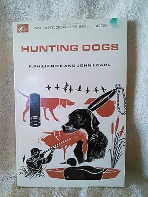 Seller image for Hunting Dogs for sale by Prairie Creek Books LLC.