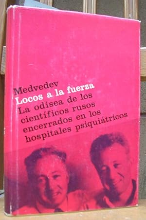 Seller image for LOCOS A LA FUERZA for sale by LLIBRES del SENDERI