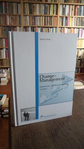 Immagine del venditore per Change-Management. Organisations- und Personalentwicklung in Banken. 1. Auflage. venduto da Antiquariat Floeder