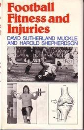 Imagen del vendedor de Football Fitness and Injuries a la venta por Lion Books PBFA