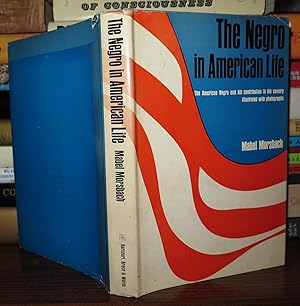 Imagen del vendedor de THE NEGRO IN AMERICAN LIFE a la venta por Rare Book Cellar