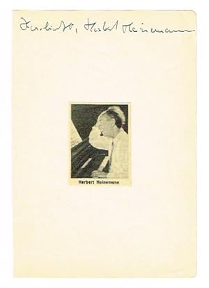 Bild des Verkufers fr Albumblatt mit eigenh. Namenszug und montiertem Portrait (Zeitungsausschnitt). zum Verkauf von Kotte Autographs GmbH