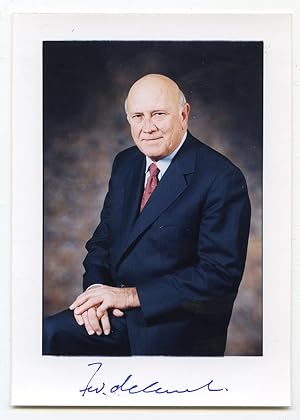 Seller image for Portraitphotographie mit eigenh. U. (FW de Klerk"). for sale by Kotte Autographs GmbH