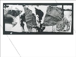 « Collage sur papier buvard » - 1983 - photographie (Antoni CLAVÉ).