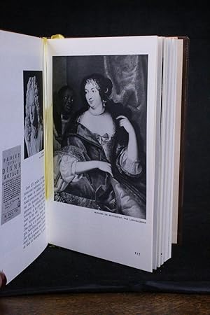 Seller image for Album Saint-Simon for sale by Librairie Le Feu Follet