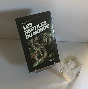 Seller image for Les reptiles du monde, la nature en couleurs, Lausanne, Delachaux et Niestl, 1975. for sale by Mesnard - Comptoir du Livre Ancien