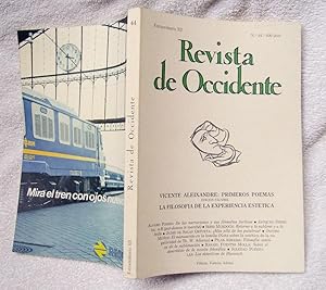 Bild des Verkufers fr REVISTA DE OCCIDENTE n 117. Os Lusiadas, cuatro sigles despus; Baroja, un centenario ms?; Cien aos de Po Baroja; Lo que queda de los hemanos Quintero; Edward Gordon Graig; el visionario; Al paten del Escorial, de Quintana zum Verkauf von La Social. Galera y Libros