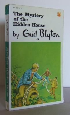 Seller image for The Mystery of the hidden house (Five Find-Outers and Buster the Dog no 6) for sale by Mad Hatter Books