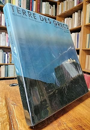 Seller image for Terre des Grecs. Prface de Jacques Lacarrire. for sale by JOIE DE LIRE