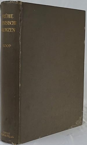 Frühe chinesische Bronzen. Berlin 1924. 4to. 46 Seiten und 110 Lichtdrucktafeln mit ca. 200 Abbil...