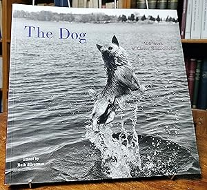 The dog. 100 YEARS OF CLASSIC PHOTOGRAPHY. Une dédicace d'une inconnue en première page.