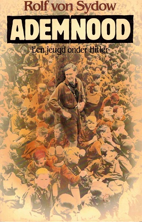 Seller image for Ademnood, een jeugd onder Hitler for sale by Antiquariaat van Starkenburg
