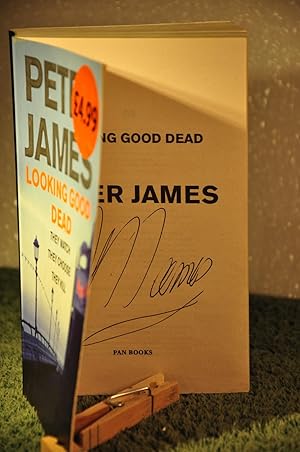 Imagen del vendedor de Looking Good Dead **SIGNED** a la venta por Longs Peak Book Company