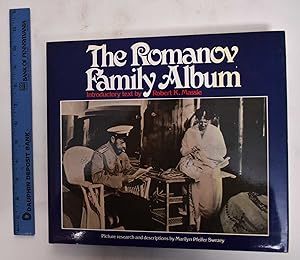 Immagine del venditore per The Romanov Family Album venduto da Mullen Books, ABAA