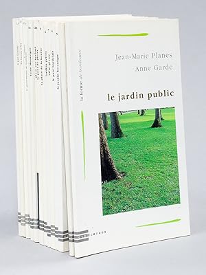 Bild des Verkufers fr Collection La forme de Bordeaux (15 Tomes) 1 : Le jardin public - 2 : La grosse Cloche - 3 : La faade des quais - 4 : parc bordelais : 5 : Le jardin botanique - 6 : Jardins privs - 7 : Saint-Pierre - 8 : Le pont de Pierre ; 9 : La place de la Bourse - 11 : Lyce Montaigne - 12 : Place Pey-Berland - 13 : Le parc Lescure - 15 : Les bassins  flot - 16 : Le campus - 17 : Le thtre zum Verkauf von Librairie du Cardinal