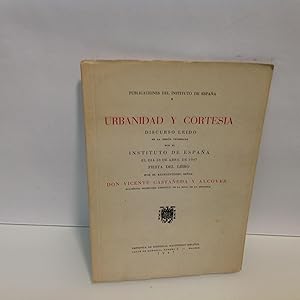 Imagen del vendedor de URBANIDAD Y CORTESIA CASTAEDA Y ALCOVER VICENTE 1947 a la venta por LIBRERIA ANTICUARIA SANZ