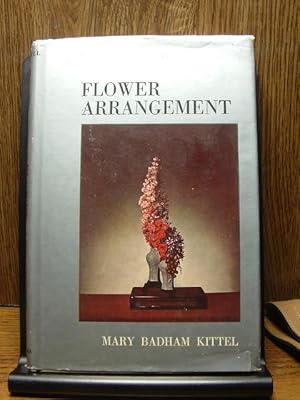 Imagen del vendedor de EASY WAYS TO GOOD FLOWER ARRANGEMENT a la venta por The Book Abyss