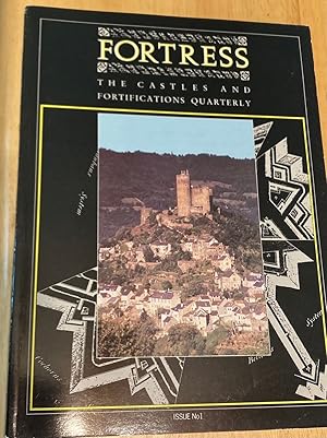 Fortress : The Castles And Fortifications Quarterly Issue No. 5: Andrew  Saunders: 9781855120105: : Books