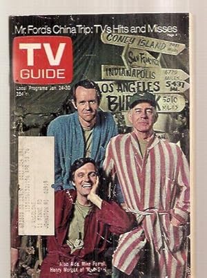 Immagine del venditore per Tv Guide Jan. 24 1976 Vol. 24 No. 4 Issue #1191 [mr. Ford's China Trip: Tvs Hits And Misses / Alan Alda, Mike Farrell, Henry Morgan Of M*a*s*h*] venduto da biblioboy