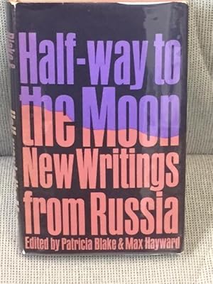 Immagine del venditore per Half-Way to the Moon, New Writings from Russia venduto da My Book Heaven