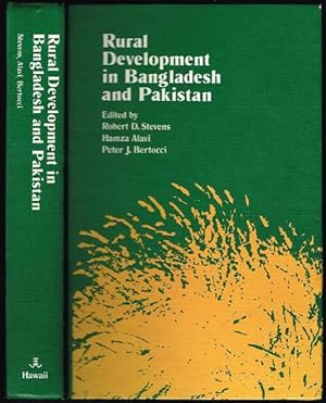 Bild des Verkufers fr Rural Development in Bangladesh and Pakistan zum Verkauf von Nighttown Books