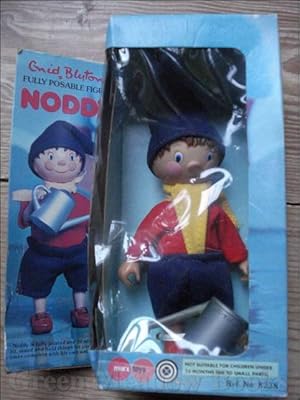 NODDY FULLY POSABLE FIGURE BY MARX Complete with Watering Can
