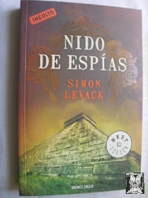 Seller image for NIDO DE ESPAS for sale by Librera Maestro Gozalbo