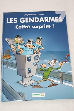 Bild des Verkufers fr LES GENDARMES N7 COFFRE SURPRISE ! - BANDE DESSINEE zum Verkauf von Librairie RAIMOND