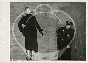 Bild des Verkufers fr The Killer that Stalked New York (Original keybook photograph from the 1950 film noir) zum Verkauf von Royal Books, Inc., ABAA