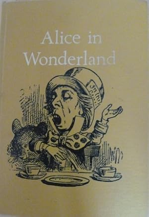 Immagine del venditore per Alice In Wonderland Comprising Both Alice's Adventures In Wonderland And Through The Looking Glass (Caxton Junior Classics.) venduto da Alpha 2 Omega Books BA