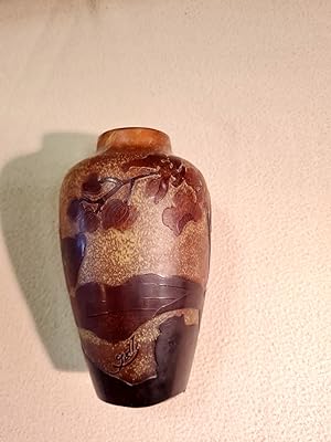 Bild des Verkufers fr Gall-Vase, signiert. zum Verkauf von Antiquariat Friederichsen