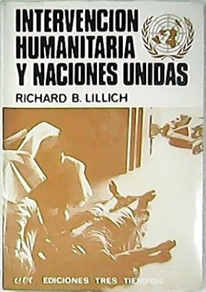 Immagine del venditore per Intervencin humanitaria y Naciones Unidas. (Este libro se centra en la bsqueda de una solucin que permita a las Naciones Unidas la defensa del ms fundamental de los derechos: el derecho a la vida. Con este propsito se renen 27 letrados, particulares y de entidades oficiales, para reevaluar la doctrina de la intervencin humanitaria, inmediatamente despus de una de las crisis ms graves de los derechos humanos de los ltimos aos: la intervencin de la India en Pakistn Oriental y la creacin del estado de Bangladesh. Este caso les lleva a analizar antecedentes como los de Chipre, la Repblica Dominicana, Biafra, Viatnam e Irlanda del Norte, entre otros). venduto da Librera y Editorial Renacimiento, S.A.