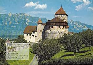 Image du vendeur pour Schloss von Vaduz. Frstentum Liechtenstein. Ansicht gegen Rappenstein und Falknis. Groe Foto-Postkarte um 1970 mis en vente par historicArt Antiquariat & Kunsthandlung