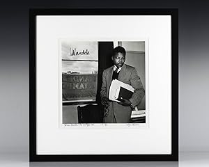 Imagen del vendedor de Nelson Mandela Silver Gelatin Print. a la venta por Raptis Rare Books