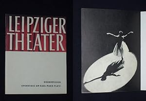 Seller image for Programmheft 10 Stdtische Theater Leipzig, Opernhaus 1960/61. Ballett DORNRSCHEN von P. I. Tschaikowski. Choreographie/ Insz.: Emmy Khler-Richter, musikal. Ltg.: Werner Feder, Bhnenbild: Bernhard Schrter, Kostme: Eleonore Kleiber. Mit Brigitta Simon, Elke Langenthal, Christa Schievelbein, Wolfgang Baumann for sale by Fast alles Theater! Antiquariat fr die darstellenden Knste