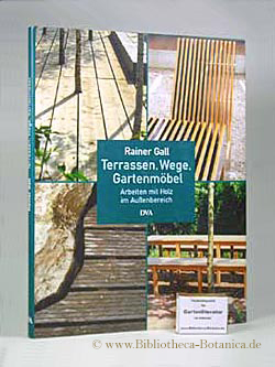 Terrassen, Wege, Gartenmöbel. Arbeiten mit Holz im Außenbereich.