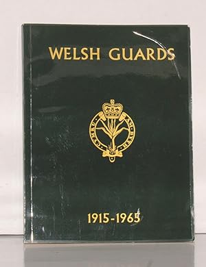 Image du vendeur pour Welsh Guards 1915-1965: An Informal Account of the Fifty Years mis en vente par Kerr & Sons Booksellers ABA