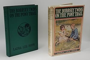 Image du vendeur pour BOBBSEY TWINS ON THE PONY TRAIL mis en vente par GLOVER'S BOOKERY, ABAA