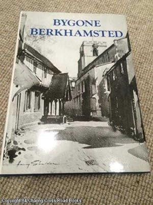 Imagen del vendedor de Bygone Berkhamsted a la venta por 84 Charing Cross Road Books, IOBA