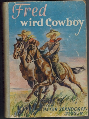 Imagen del vendedor de Fred wird Cowboy; Eine Erzhlung aus der argentinischen Pampa; mit sechs Vollbildern und sechzehn Textbildern von Willy Widmann, sowie einem Lageplan der Estanzia "Nordstern" a la venta por Elops e.V. Offene Hnde