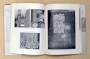 Seller image for The decorative arts of Africa. for sale by antiquariat peter petrej - Bibliopolium AG