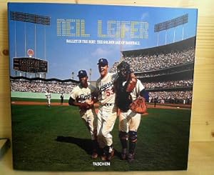 Immagine del venditore per Neil Leifer - Ballet in the Dirt: The Golden Age of Baseball. venduto da Antiquariat Deinbacher