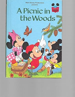 Seller image for A Picnic in the Woods (Disney's Wonderful World of Reading) for sale by TuosistBook